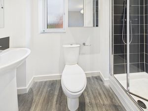 Photo 16- click for photo gallery